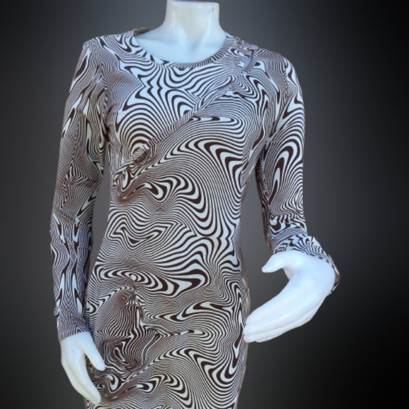 Wild Fable Swirl Optical Illusion Bodycom Dress M NEW - Picture 2 of 14